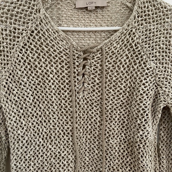 LOFT Sweater - Picture 3 of 3